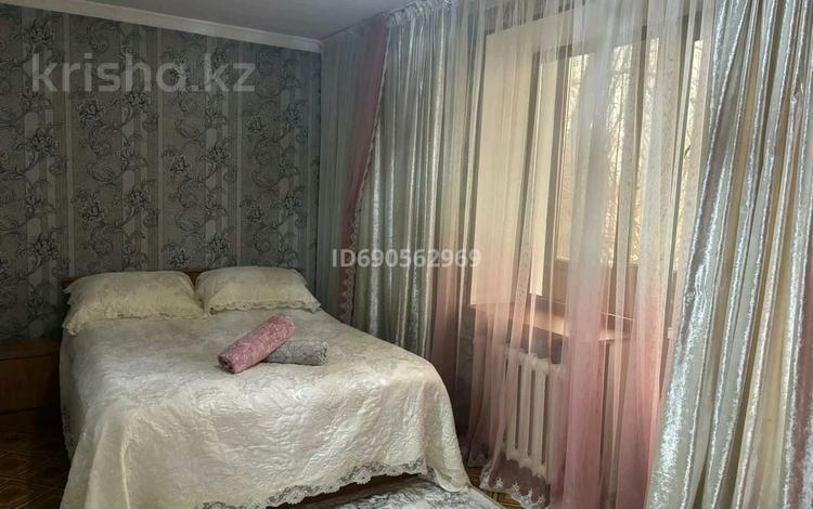2-комнатная квартира · 43 м² · 2/3 этаж, Байзак Батыра 191 — ЖД вокзала за 9 000 ₸ в Таразе — фото 19
