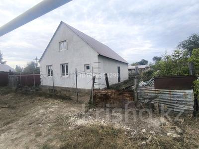 Отдельный дом · 6 комнат · 180 м² · 3 сот., Жибек жолы 38/21 — 5 школа за 16.5 млн 〒 в Аксае