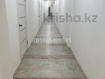 Свободное назначение, офисы, магазины и бутики, склады, общепит, салоны красоты, сельское хозяйство, бани, гостиницы и зоны отдыха, фитнес и спорт, медцентры и аптеки, образование, развлечения, конференц-залы, кабинеты и рабочие места, студии · 712 м² за 2.8 млн 〒 в Астане, р-н Байконур