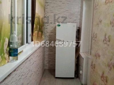 1-комнатная квартира · 18 м² · 3/4 этаж, Сыпыра жырау 1а — 6 микрорайон, за 40 школой за 5 000 ₸ в Таразе