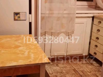 4-комнатная квартира · 64 м² · 5/5 этаж, Пр.Ауэзова 4 — Пр. Ауэзова за 25.8 млн 〒 в Усть-Каменогорске