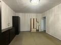 1-бөлмелі пәтер · 45 м² · 4/9 қабат, мкр Акбулак, Суатколь 33 — Рыскулова и Суатколь, бағасы: 150 000 ₸ в Алматы, Алатауский р-н — фото 3