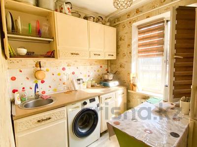 1-комнатная квартира · 31 м² · 1/5 этаж, м-н жастар 29 за 10 млн 〒 в Талдыкоргане, мкр Жастар