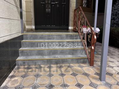 Жеке үй · 6 бөлме · 225 м² · 9.5 жүзд., Самал-3 ш/а., Юсупова 94, бағасы: 90 млн ₸ в Шымкенте, Абайский р-н