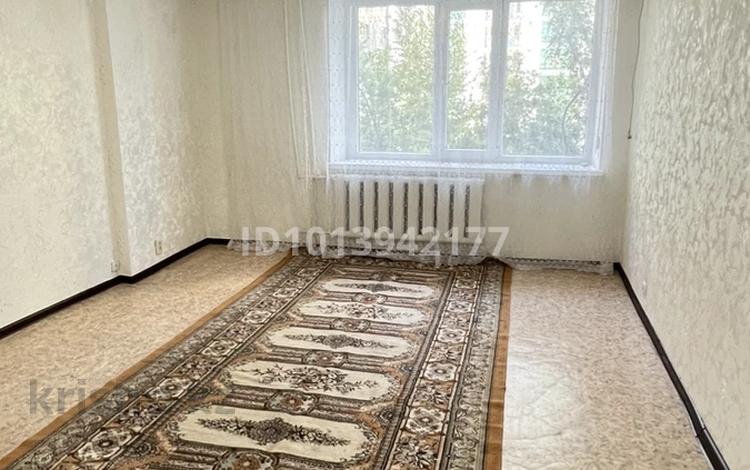 3-комнатная квартира · 60 м² · 5/10 этаж, мкр 11 111 за 20 млн ₸ в Актобе — фото 2