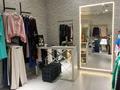 Бизнес действующий магазин женской одежды, 20 м² за 12 млн 〒 в Алматы, Медеуский р-н — фото 6