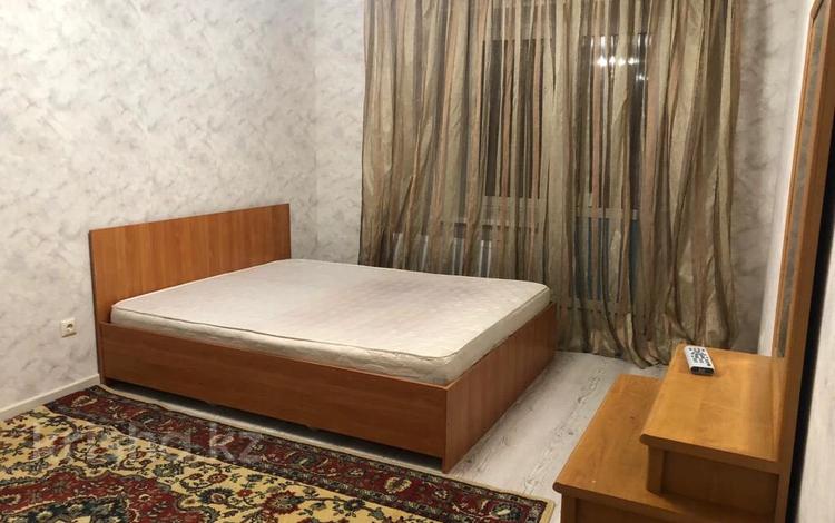 3-комнатная квартира · 80 м² · 3/9 этаж, Кенена Азербаева 16 за 350 000 ₸ в Астане, Алматы р-н — фото 2