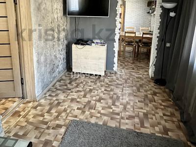 Отдельный дом • 4 комнаты • 70 м² • 4.5 сот., мкр Новый Город, Тургенева 85/2 за 14 млн 〒 в Караганде, Казыбек би р-н