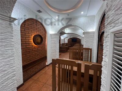 Свободное назначение, офисы, магазины и бутики, склады, общепит, бани, гостиницы и зоны отдыха, медцентры и аптеки, развлечения · 239.2 м² за 58 млн ₸ в Караганде, Казыбек би р-н