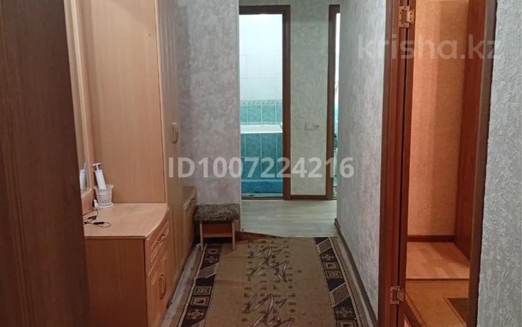 2-бөлмелі пәтер · 54 м² · 3/9 қабат, Дулатова 167, бағасы: 200 000 ₸ в Семее — фото 2