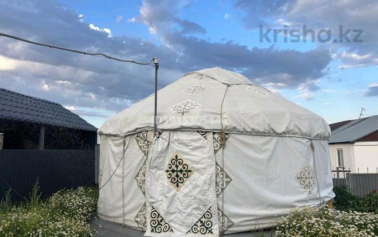 Часть дома · 3 комнаты · 100 м² · 7 сот., Мамыраева — Возле гор за 45.5 млн ₸ в Каркаралинске — фото 2