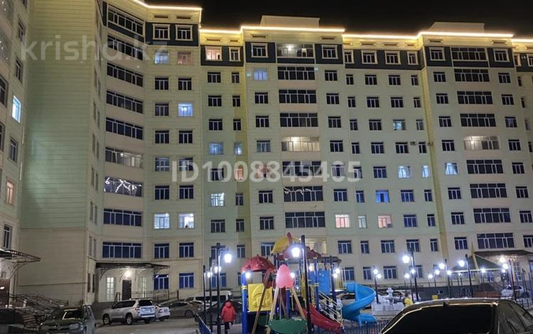 3-комнатная квартира · 95 м² · 2/9 этаж, 20-й мкр 26 за 37 млн ₸ в Актау — фото 2