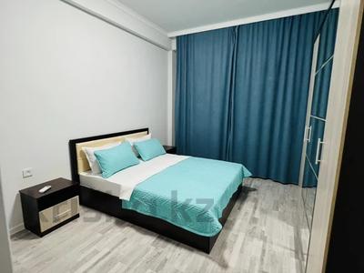 2-комнатная квартира, 98.8 м², 1/2 этаж посуточно, Батырбекова 26 за 17 000 〒 в Туркестане