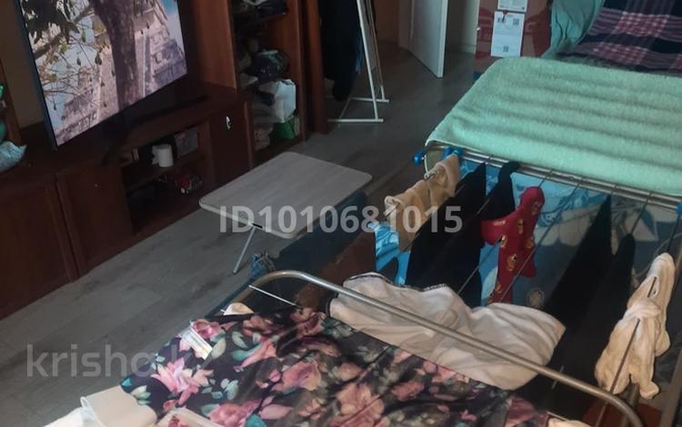 2-комнатная квартира · 44 м² · 1/5 этаж, мкр Городской Аэропорт 1/5 за 20 млн ₸ в Караганде, Казыбек би р-н — фото 2