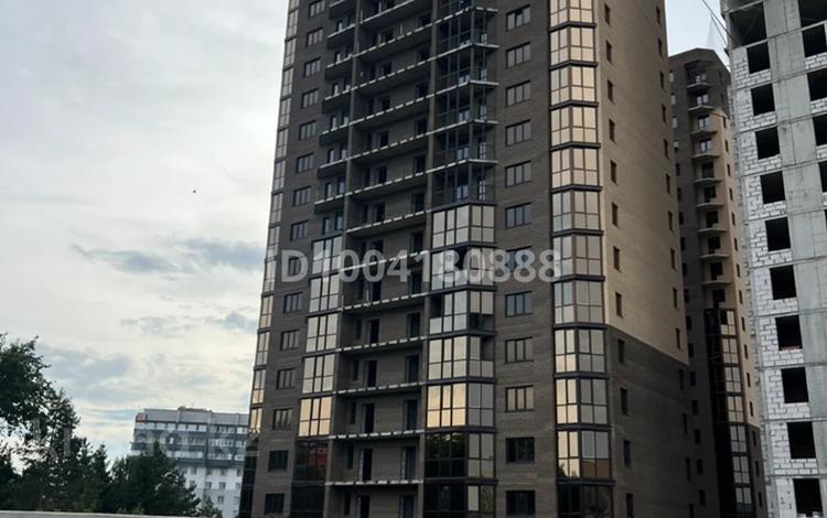3-бөлмелі пәтер · 96.5 м² · 13/18 қабат, Улица Конституции Казахстана, 1 — Драматический театр им Погодина, бағасы: 29.3 млн ₸ в Петропавловске — фото 13