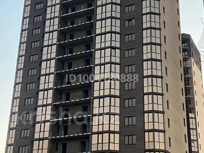 3-бөлмелі пәтер · 96.5 м² · 13/18 қабат, Улица Конституции Казахстана, 1 — Драматический театр им Погодина, бағасы: 27.5 млн ₸ в Петропавловске