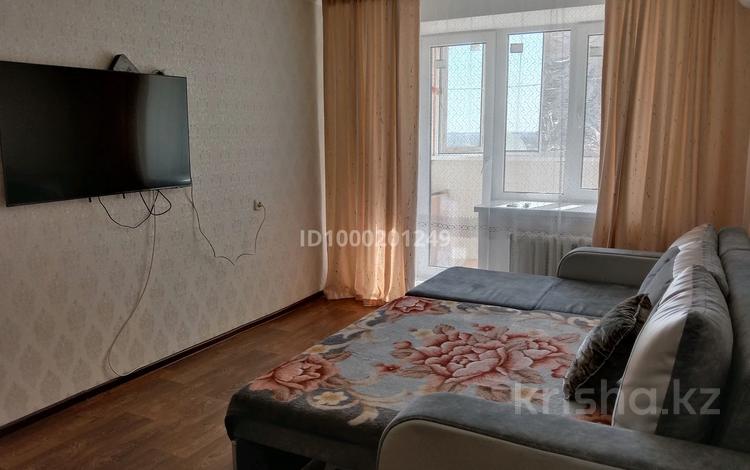 1-комнатная квартира · 46 м² · 8/10 этаж, мкр Строитель, Жамбыла 40/1 за 13 000 〒 в Уральске — фото 4