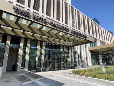 4-комнатная квартира · 300.3 м² · 21/25 этаж, Достык 16 за 1.9 млрд 〒 в Астане, Есильский р-н