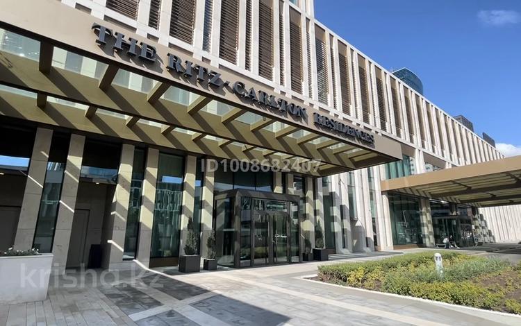 4-комнатная квартира · 300.3 м² · 21/25 этаж, Достык 16 за 1.9 млрд 〒 в Астане, Есильский р-н — фото 2