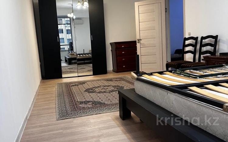 2-комнатная квартира · 52 м² · 5/12 этаж, Гоголя 20 — Парк Горького за 350 000 ₸ в Алматы, Медеуский р-н — фото 2