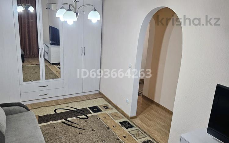 1-комнатная квартира, 30 м², 1/4 этаж помесячно, Айманова 202 — Айманова-Жандосова