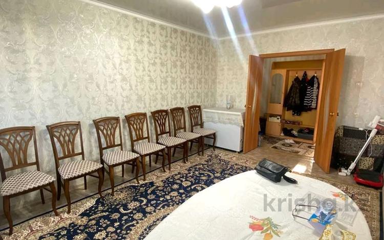 4-бөлмелі пәтер · 74.4 м² · 5/6 қабат, Абылай хана 24, бағасы: 23 млн ₸ в Кокшетау — фото 2