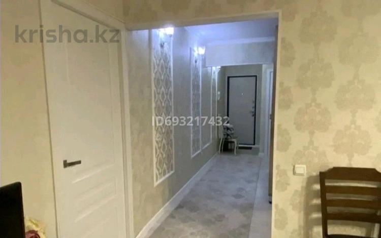 3-комнатная квартира, 56.1 м², 3/4 этаж, микрорайон 10А 14 за 33 млн 〒 в Алматы — фото 2