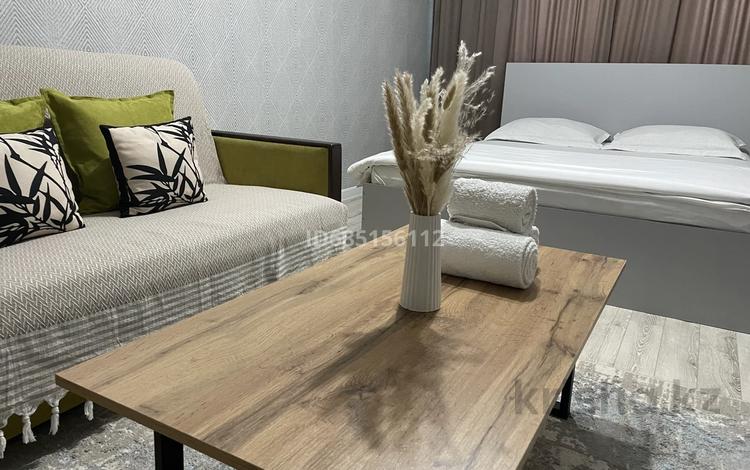 1-бөлмелі пәтер · 32 м² · 1/4 қабат, Желтоксан 30 — Возле Кондитерской Галлы, бағасы: 13 000 ₸ в Таразе — фото 18