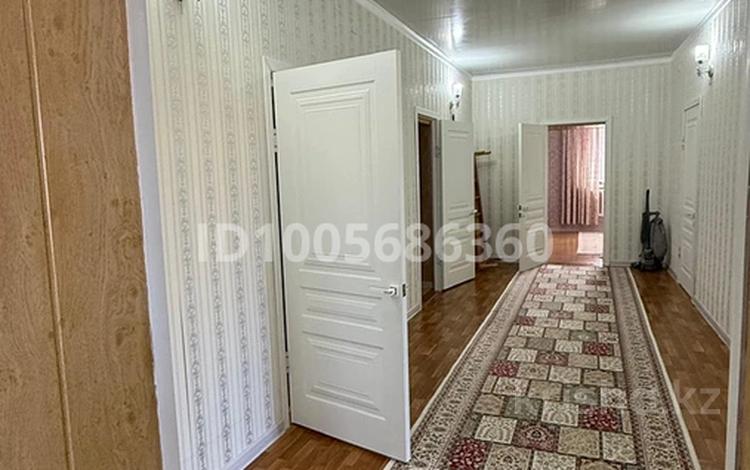 Отдельный дом · 4 комнаты · 200 м² · 20 сот., Нурбаев 84/а — Находится возле 18км и Автобусный остновка Пекарня за 29 млн ₸ в  — фото 2