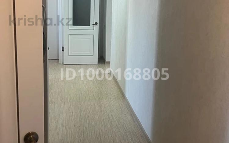 3-бөлмелі пәтер · 80 м² · 10/10 қабат, Физкультурная 9/2 — Глинки, бағасы: 35 млн ₸ в Семее — фото 2