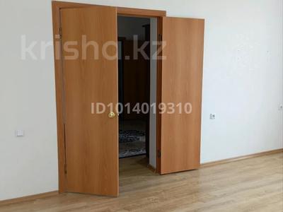 1-бөлмелі пәтер · 55 м² · 5/9 қабат, 10 мкр 21, бағасы: 15.5 млн ₸ в Аксае