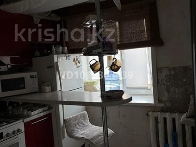 2-комнатная квартира · 48 м² · 5/5 этаж, мкр Михайловка 14 — Крылова 14 за 15 млн ₸ в Караганде, Казыбек би р-н