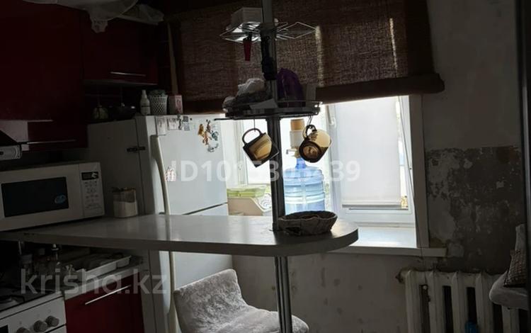 2-комнатная квартира · 48 м² · 5/5 этаж, мкр Михайловка 14 — Крылова 14 за 15 млн ₸ в Караганде, Казыбек би р-н — фото 2
