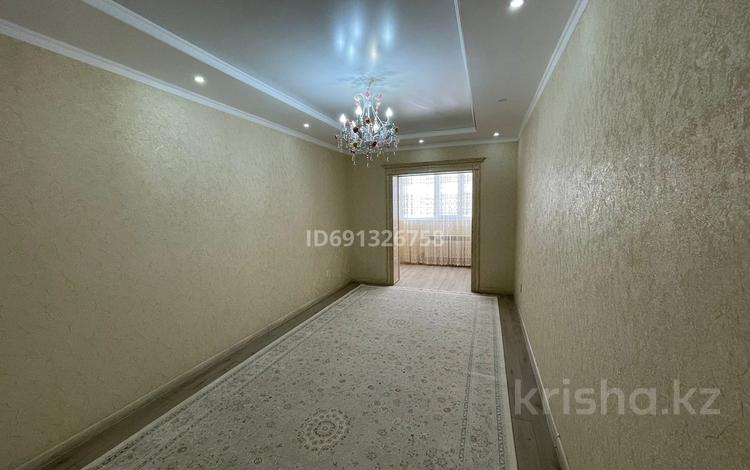 4-комнатная квартира · 118 м² · 3/6 этаж, 16-й мкр 43/3 — Трк Актау за 37.5 млн ₸ — фото 2