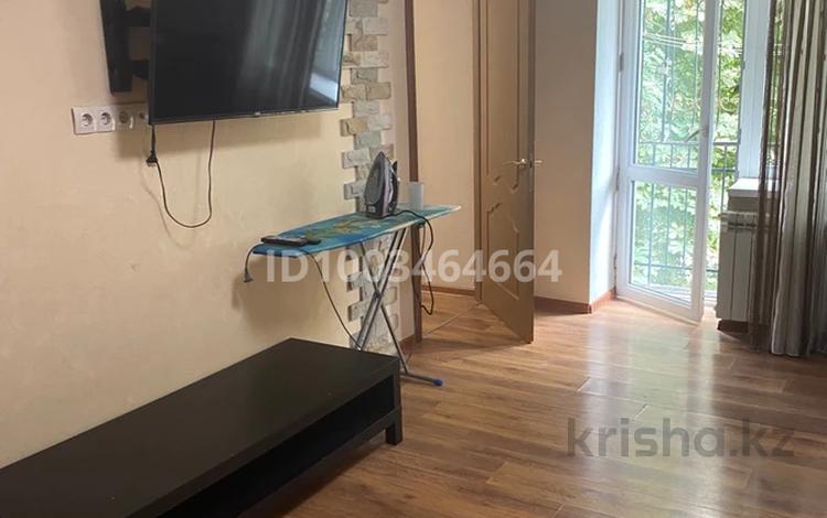 3-комнатная квартира · 62 м² · 3/4 этаж, мкр Самал-3, Назарбаева 266 за 430 000 ₸ в Алматы, Медеуский р-н — фото 16