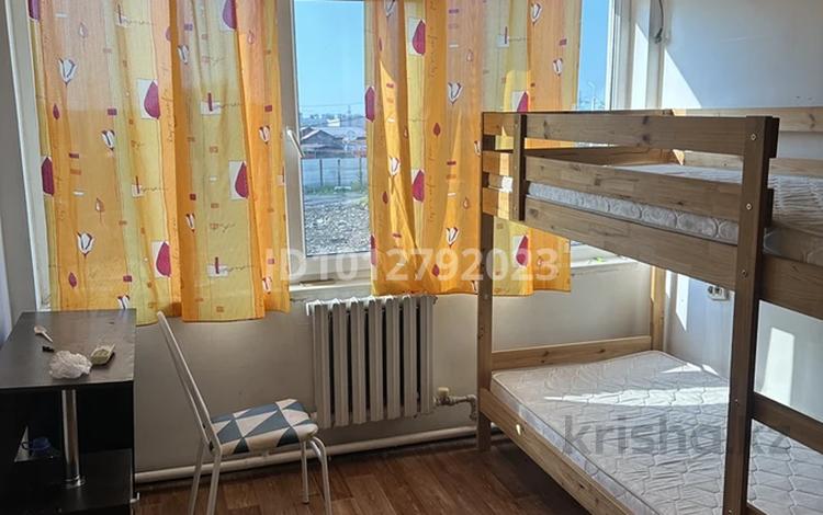 4 бөлме · 200 м² · 1/2 қабат, Переулок Вишневского 10 — Навои Жандосова, бағасы: 80 000 ₸ в Алматы, Ауэзовский р-н — фото 2