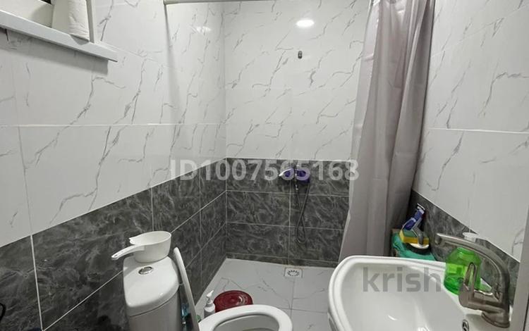 2-бөлмелі пәтер · 16 м² · 1/1 қабат, мкр Томирис, Центральная, бағасы: 180 000 〒 в Алматы, Алатауский р-н — фото 2