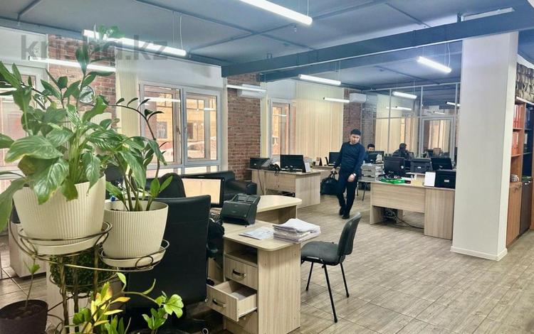 Офисы 3400м2 · 2900 м², бағасы: 1.2 млрд ₸ в Астане, Нура р-н — фото 2