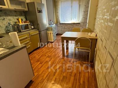 4-бөлмелі пәтер · 92 м² · 2/5 қабат, Центральный ш/а. 5, бағасы: 28 млн ₸ в Атырау, мкр Центральный