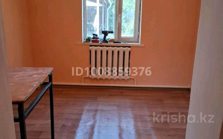 1-бөлмелі пәтер · 15 м² · 1 қабат, мкр Акбулак, Беделбай 3, бағасы: 70 000 〒 в Алматы, Алатауский р-н — фото 2