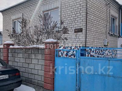 Жеке үй · 6 бөлме · 200 м² · 6 жүзд., Восточный ш/а, Сенгирбаева 25, бағасы: 25 млн ₸ в Талдыкоргане, мкр Восточный