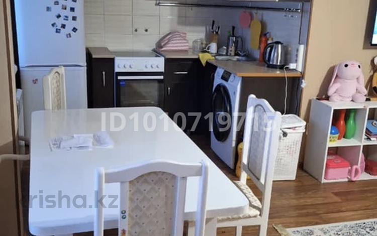 2-комнатная квартира · 42 м² · 5/5 этаж, Бурова 19 — Остановка ДАО рядом 35 школа и садик вокзал за 160 000 ₸ в Усть-Каменогорске, Ульбинский — фото 2