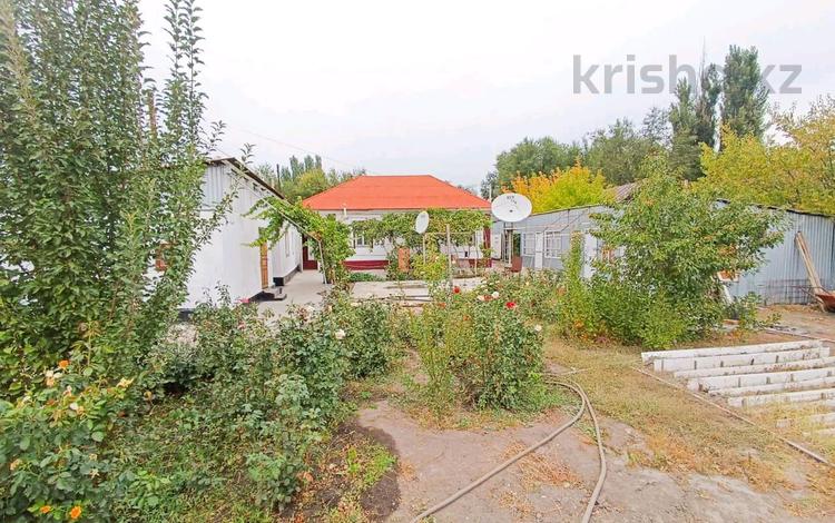 Отдельный дом · 3 комнаты · 78 м² · 12 сот., Курмангазы 12 за 28 млн 〒 в Талдыкоргане — фото 2