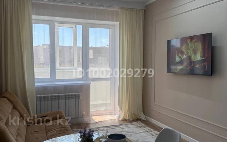 1-бөлмелі пәтер · 50 м² · 1/9 қабат, мкр. Алтын орда, Алтын Орда 24Б, бағасы: 13 000 ₸ в Актобе — фото 2