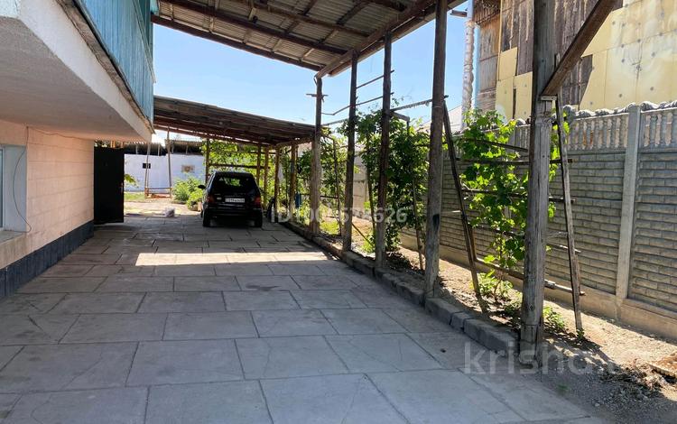 Отдельный дом · 6 комнат · 138 м² · 6 сот., Мусрепова 8 — За линией за 20 млн 〒 в Таразе — фото 2