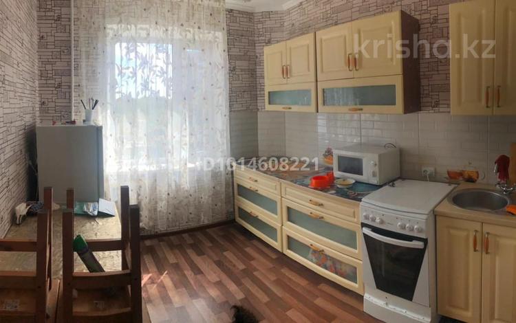 2-комнатная квартира · 52.1 м² · 3/5 этаж, Майкудук, Мкр Восток-3 17 за 160 000 ₸ в Караганде, Алихана Бокейханова р-н — фото 2