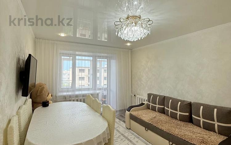 3-бөлмелі пәтер · 62 м², Мкр 48, бағасы: 17 млн ₸ в Саумалколе — фото 2