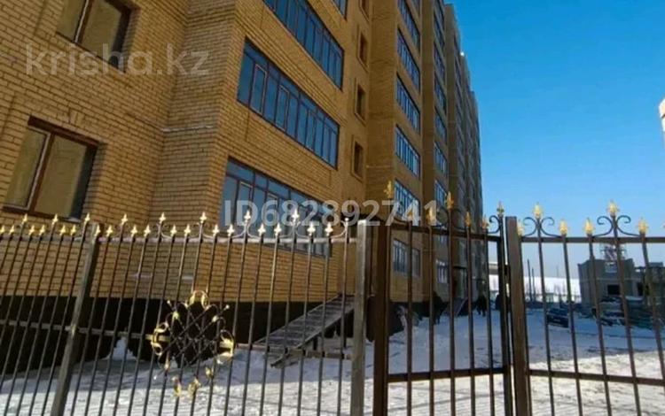 4-комнатная квартира, 126 м², 5/10 этаж, Гоголя 106 — Аймаутова за 60 млн 〒 в Семее — фото 8
