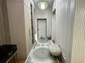 5-комнатная квартира · 222 м² · 3/4 этаж, 7А мкр 25 за 170 млн ₸ в Актау — фото 12
