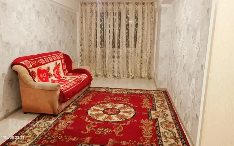 3-комнатная квартира, 70 м², 1/9 этаж помесячно, 9 микрорайон 7 за 120 000 〒 в Талдыкоргане — фото 2
